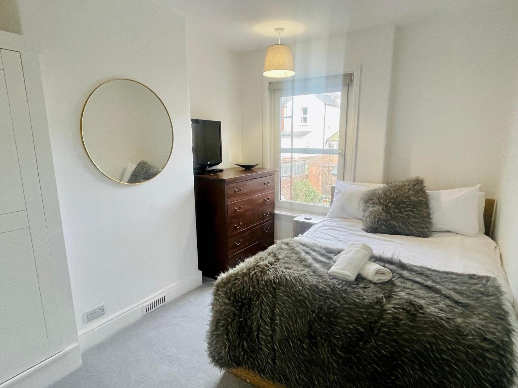 Newly Refurbished City Centre House With Parking Exeter Exteriér fotografie